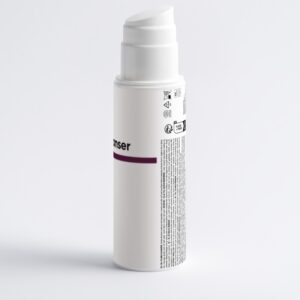 Sensitive Skin Oil-To-Milk Cleanser - Image 2